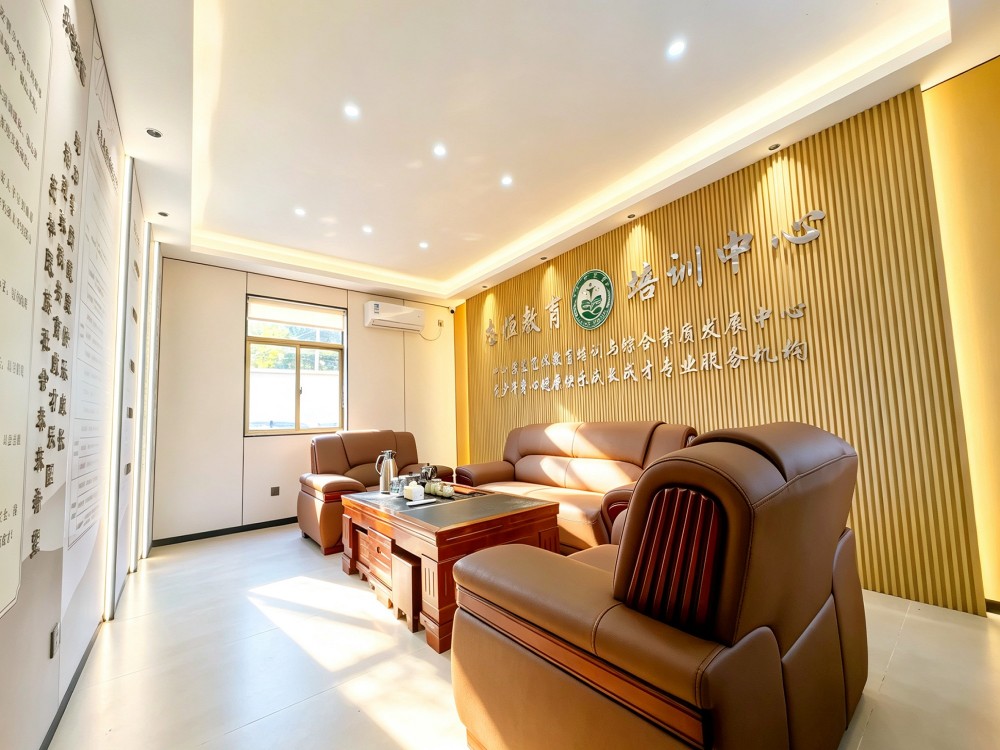 郑州全封闭教育学校怎么选?从办学资质到管理模式的全方位考察指南
